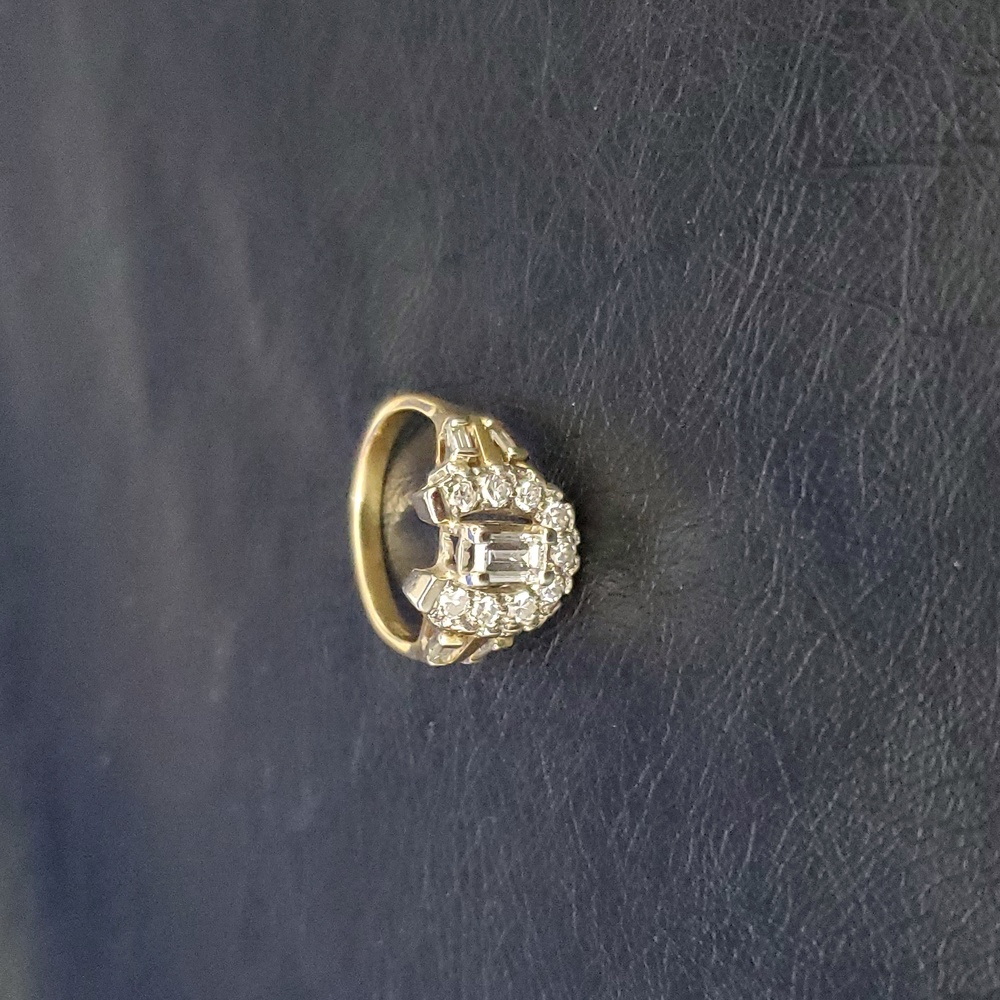 18k Gold and Diamond Horseshoe Ring